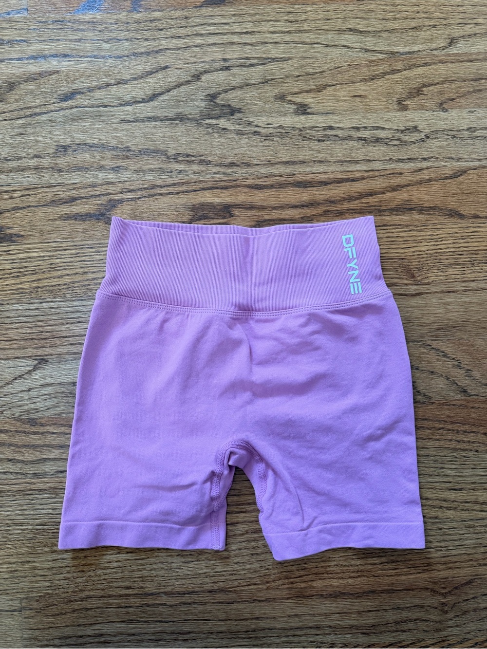 Dynamic shorts